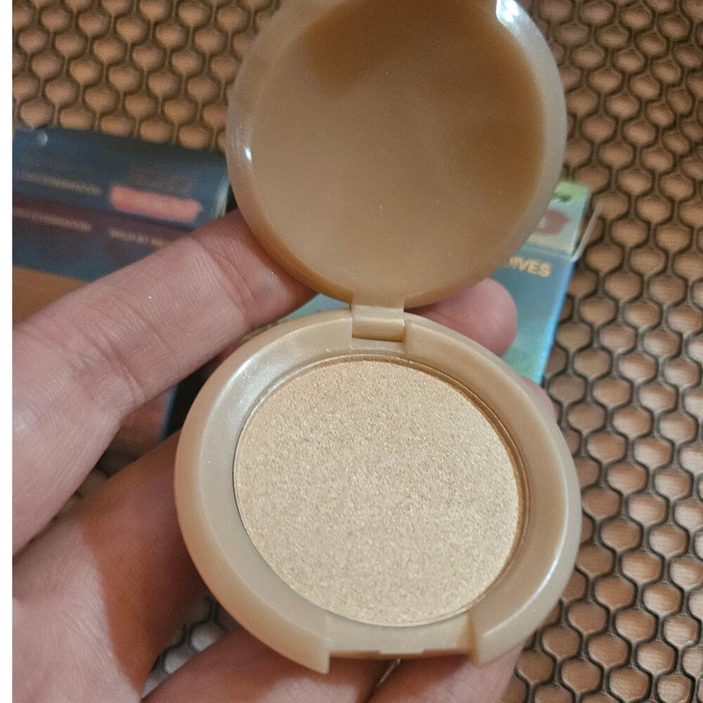 IBY LOT Lush Eyeshadow Wild at Heart & Sunkissed Glow Highlighter Maldives - Picture 5 of 13